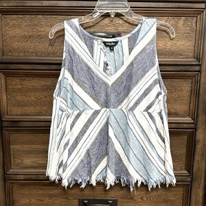 Women’s linen open back crop top M